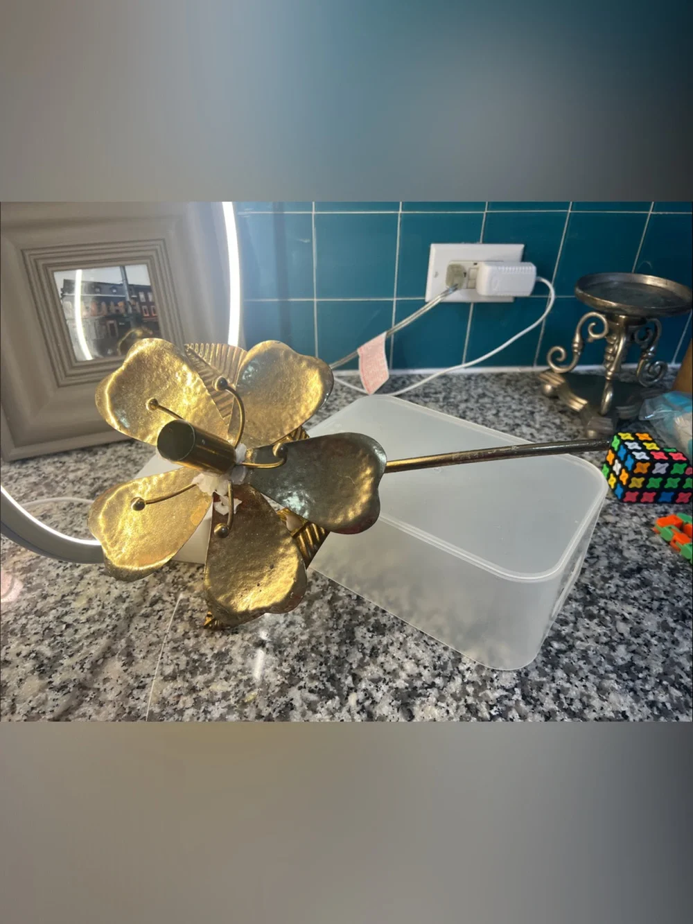 Vintage Mid-Century Hollywood Regency style brass lotus/lily flower